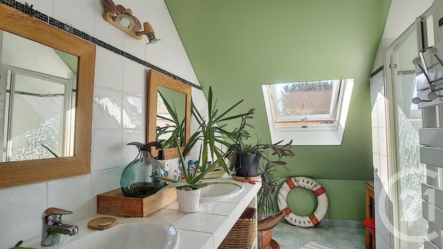 Afficher la photo en grand Maison à vendre - 7 pièces - 372 m2 - SAUZON - 56 - BRETAGNE