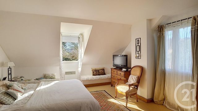 Afficher la photo en grand Maison à vendre - 7 pièces - 372 m2 - SAUZON - 56 - BRETAGNE