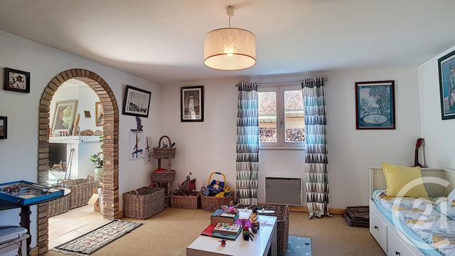 Afficher la photo en grand Maison à vendre - 7 pièces - 372 m2 - SAUZON - 56 - BRETAGNE